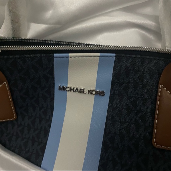 Sold!!! - Picture 4 of 5